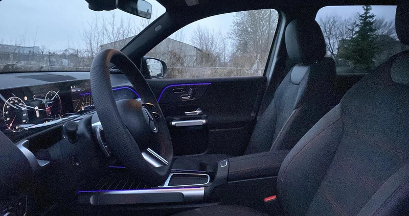 Mercedes-Benz GLB cena 289599 przebieg: 10000, rok produkcji 2023 z Więcbork małe 191